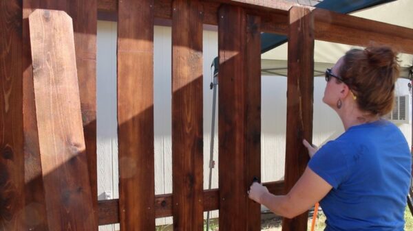Picketing A Board On Board Cedar Fence | Part 2 | Wilker Do's
