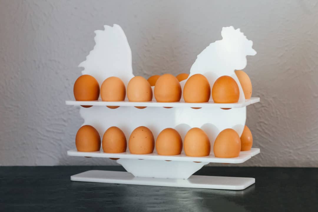 https://wilkerdos.com/wp-content/uploads/2019/06/chicken-egg-holder.jpg