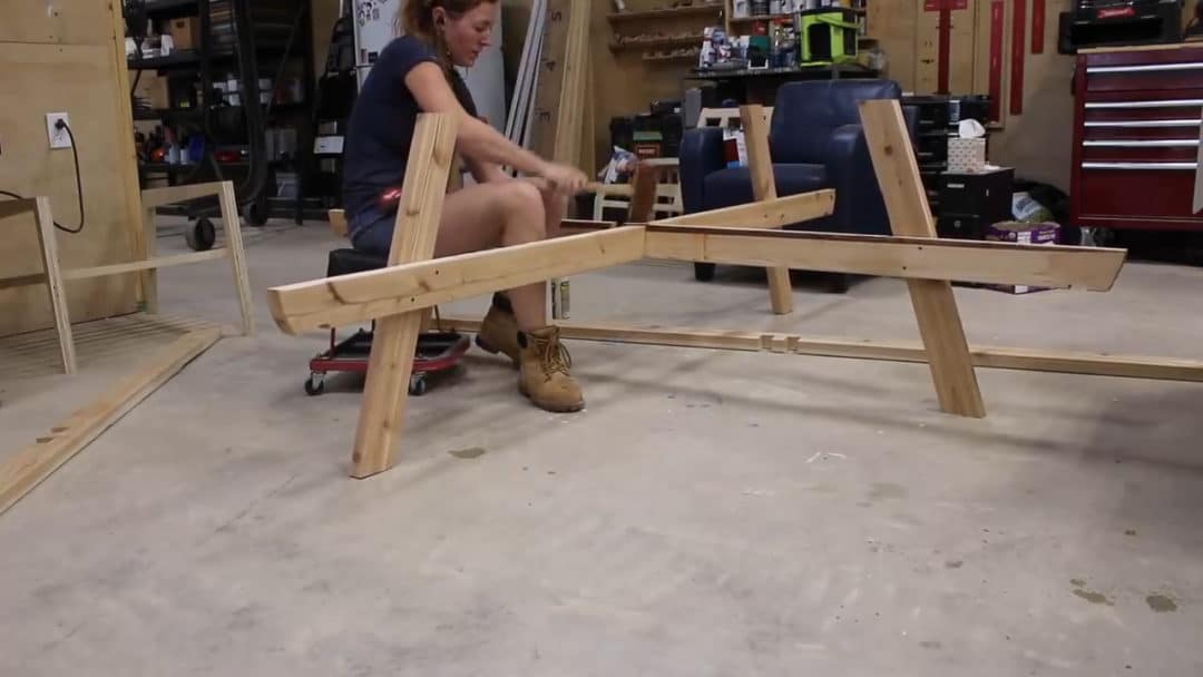 how to build a round picnic table with benches00 03 40 01still024