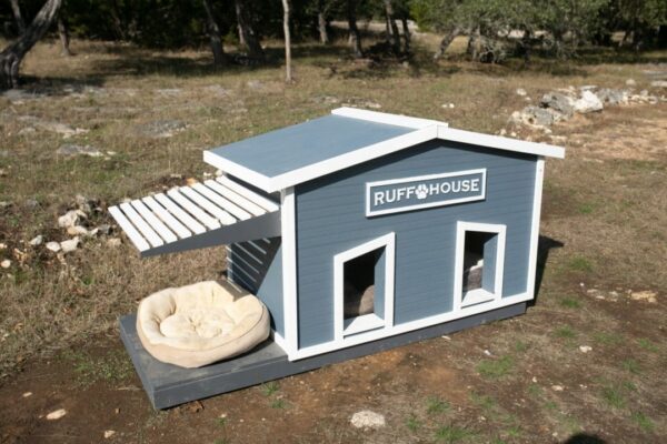 diy insulated dog house 4
